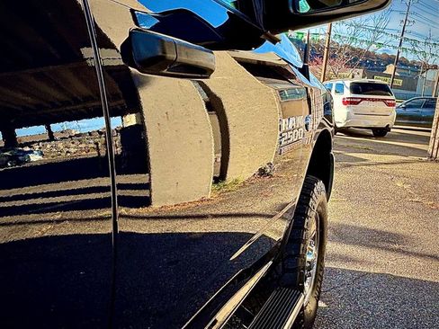 Used 2016 RAM 2500 Tradesman w/ Chrome Appearance Group image 28