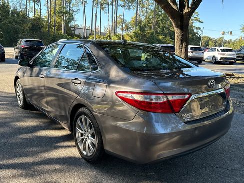 Used 2016 Toyota Camry XLE image 4