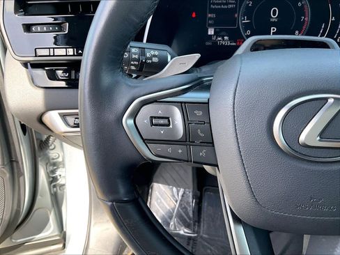 Used 2023 Lexus RX 350 Premium image 20