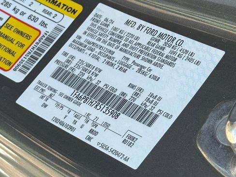 Used 2024 Ford Mustang Coupe image 32