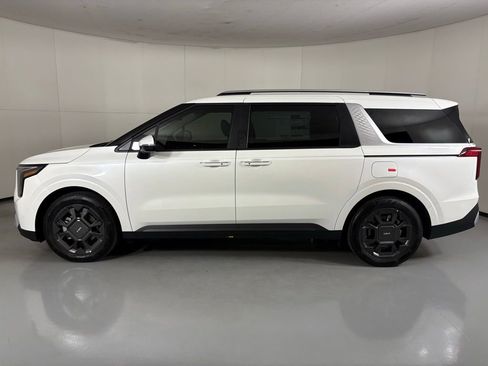 New 2026 Kia Carnival EX image 5