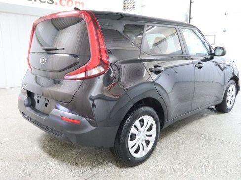 Used 2021 Kia Soul LX FWD image 6