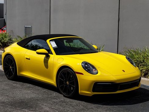 Used 2022 Porsche 911 Carrera RWD image 7