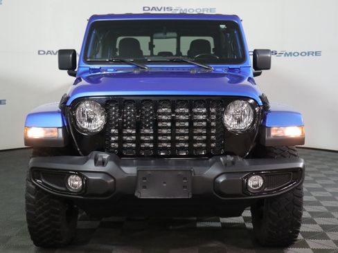 Used 2022 Jeep Gladiator Sport AWD/4WD image 13