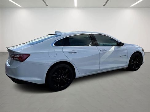 Used 2023 Chevrolet Malibu LT image 4