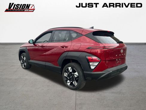 Certified 2024 Hyundai Kona SEL AWD/4WD image 7