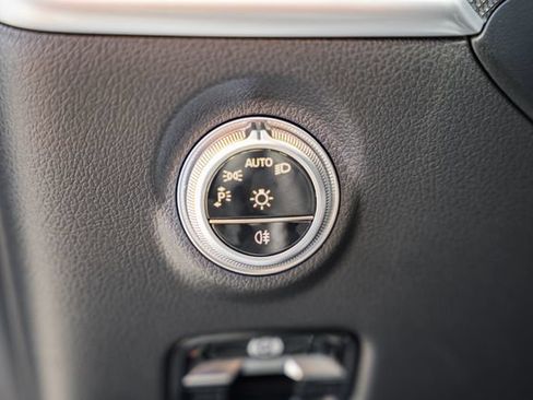 New 2026 Mercedes-Benz C 300 4MATIC Sedan image 41
