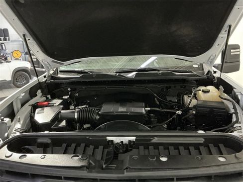 Used 2024 Chevrolet Silverado 2500 LT image 32