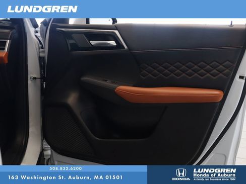 Used 2022 Mitsubishi Outlander SEL AWD/4WD image 16