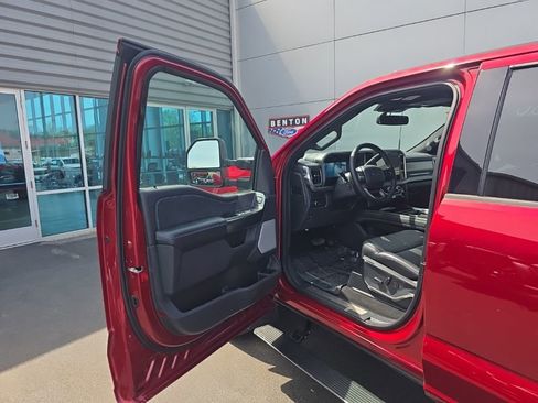 New 2025 Ford F250 Platinum AWD/4WD image 17