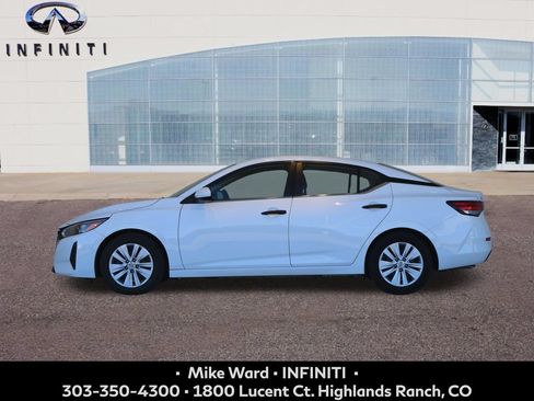Used 2024 Nissan Sentra S w/ Lighting Package FWD image 2