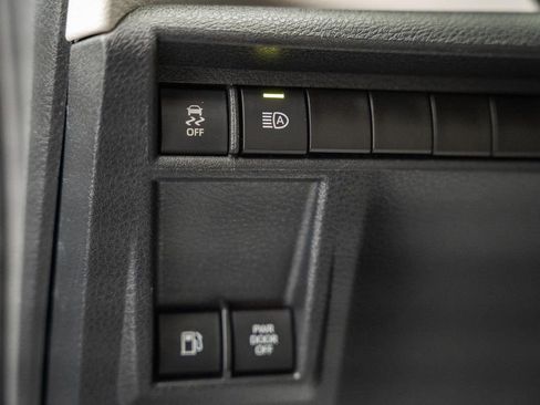 Certified 2024 Toyota Sienna Limited FWD image 43