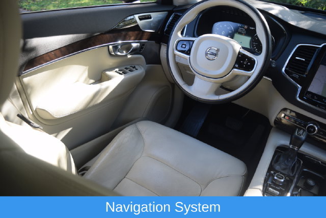 Used 2017 Volvo XC90 T6 Momentum w/ Vision Package AWD/4WD image 2