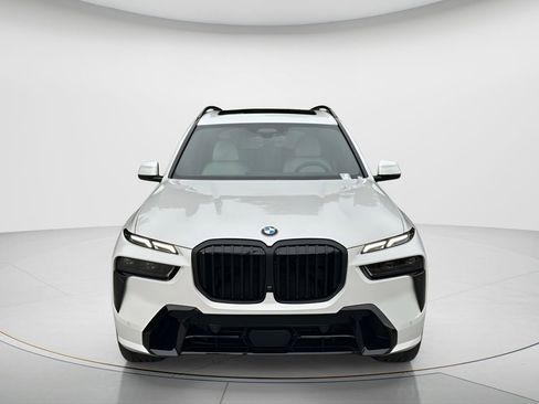 New 2027 BMW X7 xDrive40i w/ M Sport Package AWD/4WD image 2