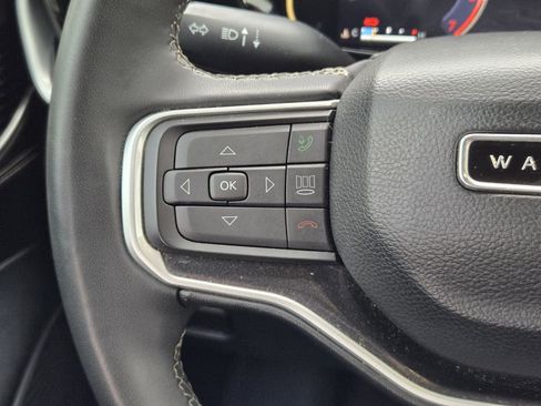 Used 2023 Jeep Wagoneer 4WD image 24