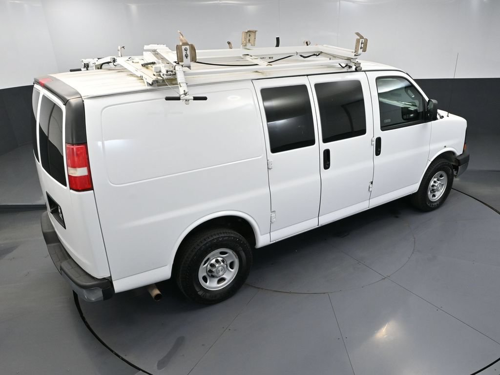 Used 2016 Chevrolet Express 2500 RWD image 40