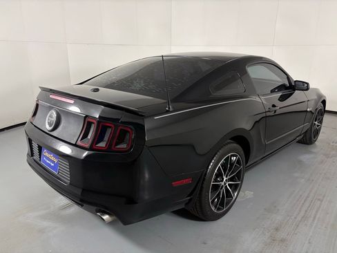 Used 2014 Ford Mustang GT Premium image 8