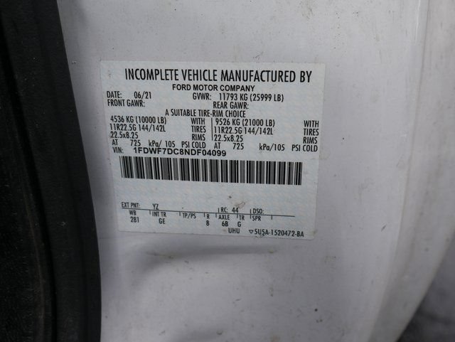 Used 2022 Ford F750 2WD Regular Cab Super Duty image 22