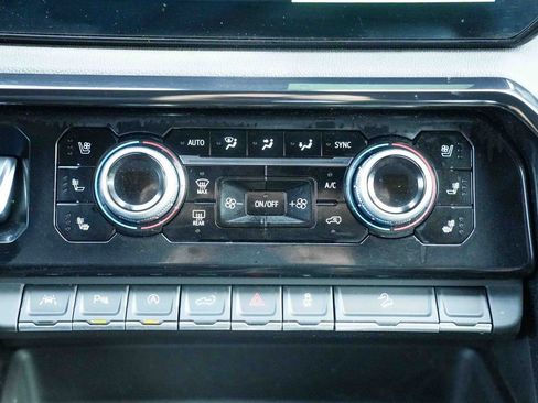 Used 2024 GMC Sierra 1500 AT4 w/ Technology Package image 38