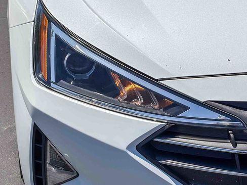 Used 2020 Hyundai Elantra SEL FWD image 7