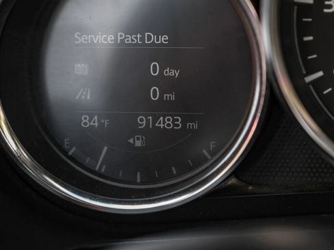 Used 2018 MAZDA MX-5 Miata RF Grand Touring RWD image 23