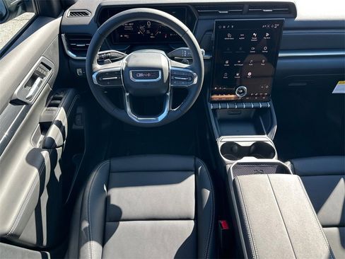 New 2026 GMC Terrain Elevation w/ Elevation Premium Package image 24