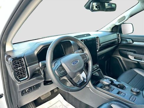 Certified 2024 Ford Ranger Lariat w/ FX4 Off-Road Package image 9