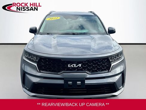 Used 2022 Kia Sorento S FWD image 2