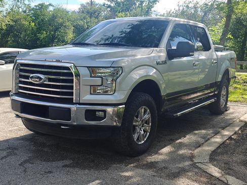 Used 2016 Ford F150 XLT w/ Equipment Group 302A Luxury AWD/4WD image 8