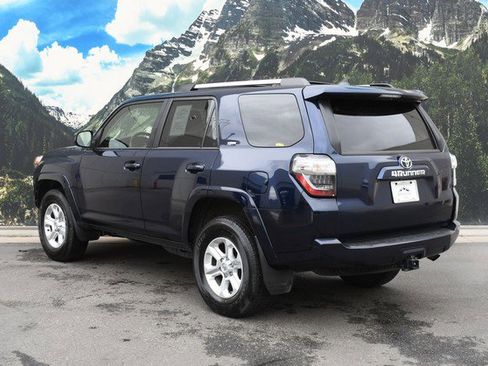 Certified 2024 Toyota 4Runner SR5 AWD/4WD image 9