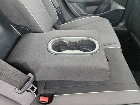Used 2025 Volkswagen Jetta Sport FWD image 15