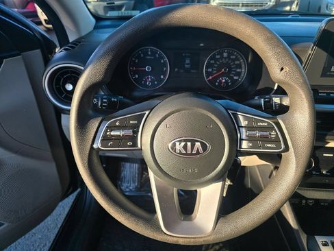 Used 2019 Kia Forte LXS FWD image 25