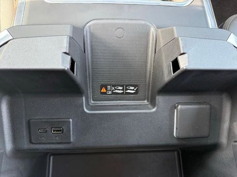 Used 2024 Chevrolet Silverado 3500 High Country w/ High Country Premium Package AWD/4WD image 25