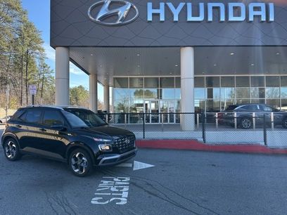Used 2023 Hyundai Venue SEL