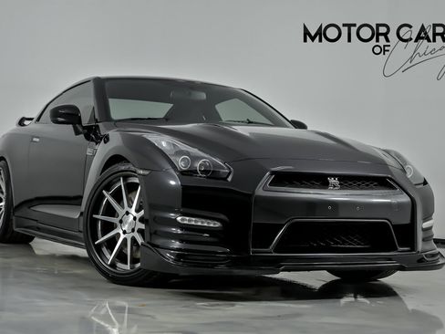 Used 2012 Nissan GT-R Black Edition image 1