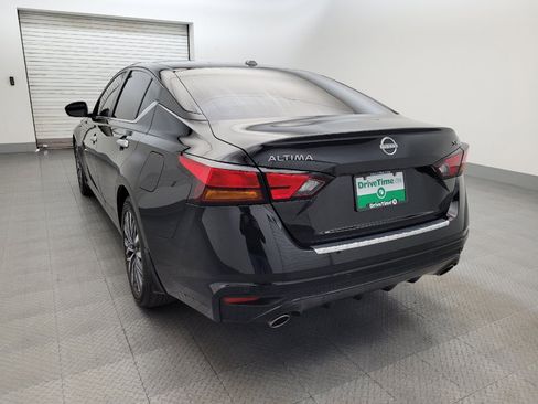 Used 2023 Nissan Altima 2.5 SV w/ SV Premium Package FWD image 5