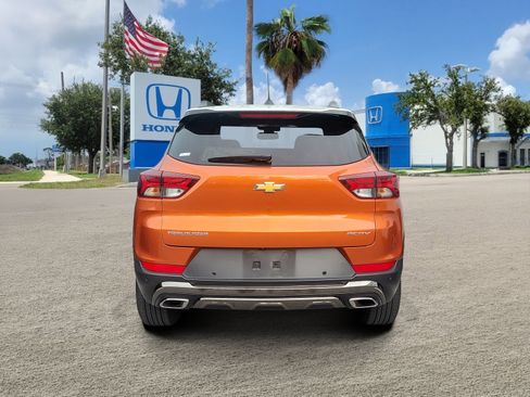 Used 2023 Chevrolet TrailBlazer ACTIV w/ Sun and Liftgate Package FWD image 5