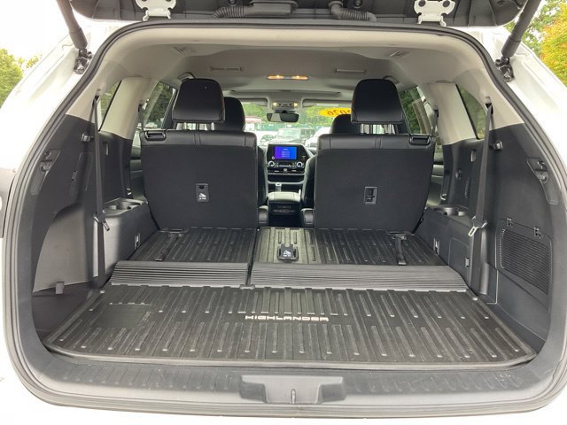 Used 2026 Toyota Highlander XLE AWD/4WD image 12
