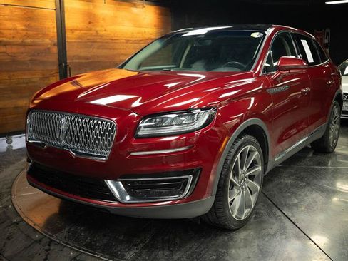 Used 2019 Lincoln Nautilus Reserve AWD/4WD image 2