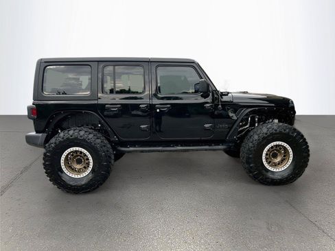 Used 2023 Jeep Wrangler Unlimited Sport AWD/4WD image 3