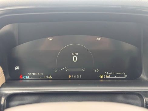 Used 2022 Lincoln Nautilus Reserve image 12