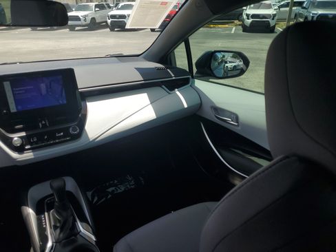 Used 2025 Toyota Corolla SE FWD image 19