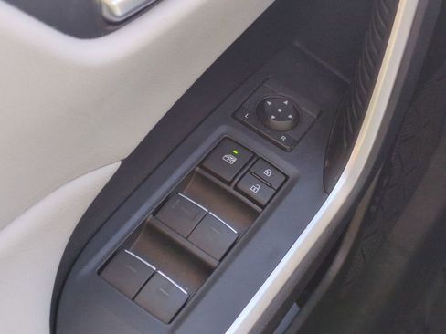 Used 2023 Toyota RAV4 XLE Premium image 24