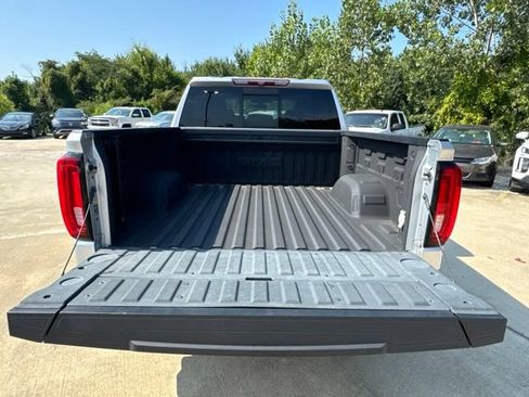 Used 2020 GMC Sierra 1500 SLT w/ SLT Premium Plus Package AWD/4WD image 6