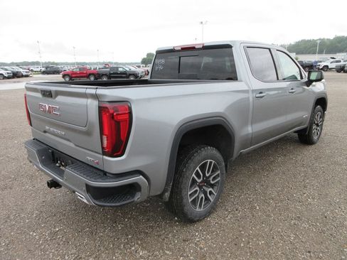New 2026 GMC Sierra 1500 AT4 w/ AT4 Premium Package AWD/4WD image 4