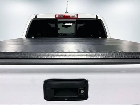 Used 2022 Chevrolet Colorado LT w/ Luxury Package AWD/4WD image 8