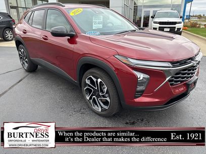 Certified 2025 Chevrolet Trax RS w/ Sunroof Package