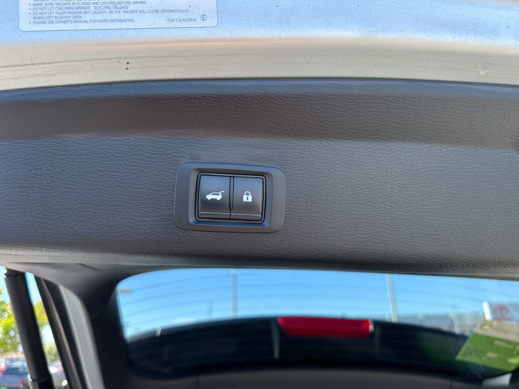 Used 2024 Mitsubishi Outlander SE AWD/4WD image 24
