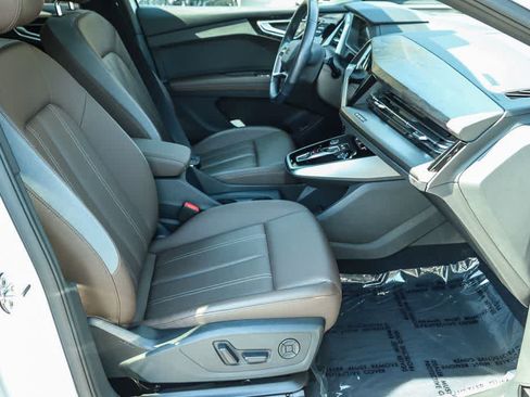 Used 2023 Audi Q4 e-tron Premium w/ Convenience Package AWD/4WD image 15