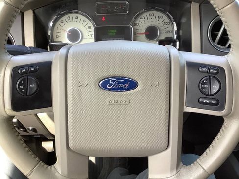 Used 2013 Ford Expedition XLT w/ HD Trailer Tow Pkg AWD/4WD image 46